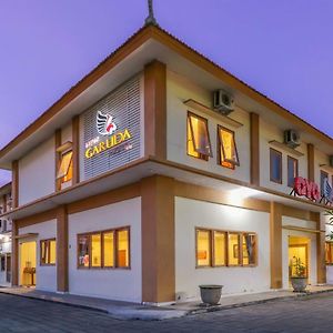 OYO 1117 New Garuda Hotel